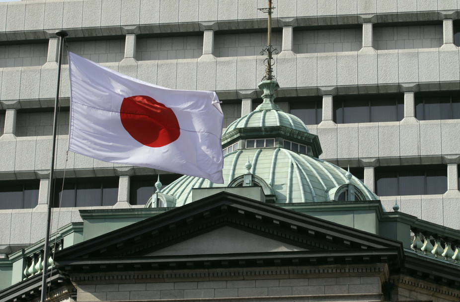El BoJ se muestra convencido de alcanzar la meta de inflación y mantiene los tipos bajos