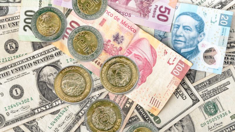 Peso mexicano, con resaca tras fiesta inflacionaria; el dólar sube: Tipo de cambio