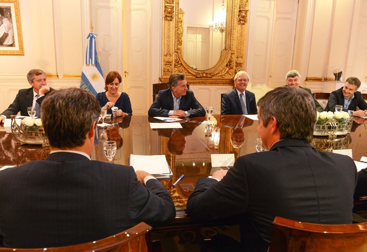 En un día clave, Macri se reunió con su Gabinete