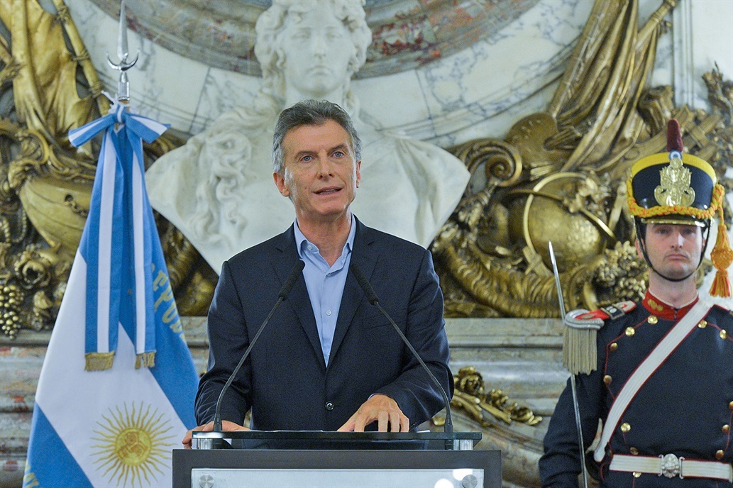 Macri anunció el inicio de negociaciones con el FMI