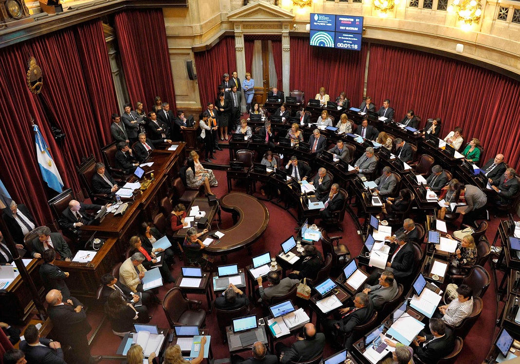 El oficialismo avanzará en el Senado con la reforma laboral