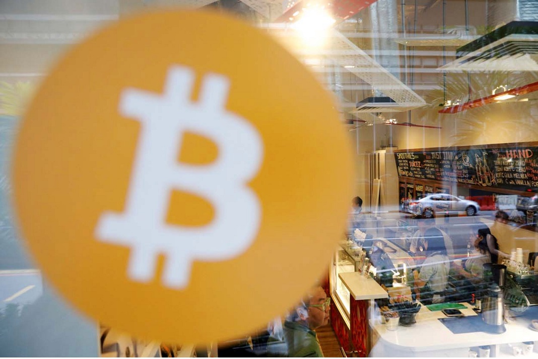 Bitcoin en la mala:  perdió 75% en menos de un año
