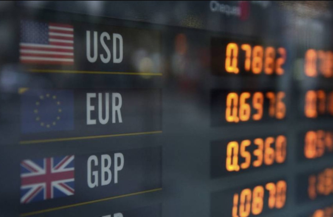 Mercados Globales: Acciones, dólar suben por mejoría actividad empresarial EEUU