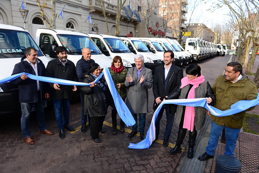 El intendente Andreotti sumó nuevos camiones para el Municipio