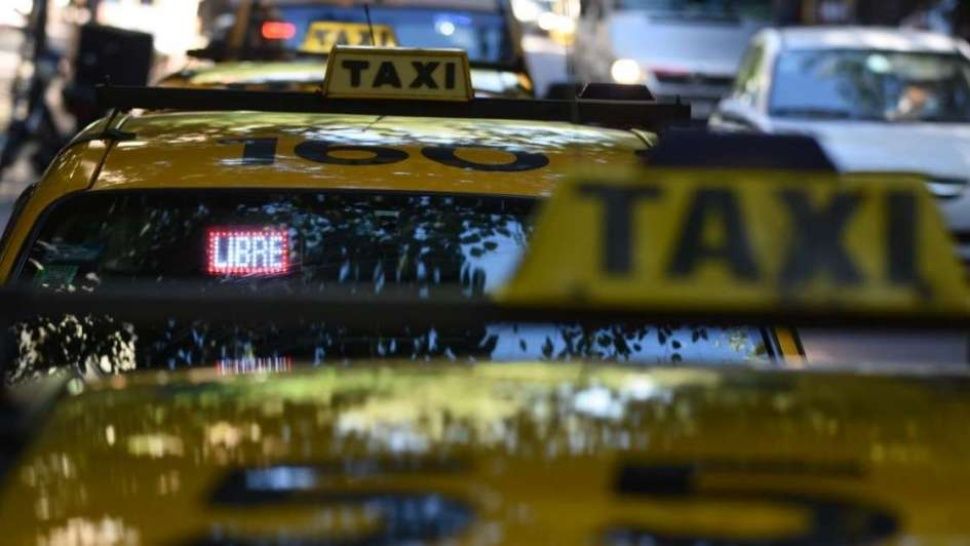 Ciudad de Buenos Aires: Rige el aumento para taxis y peajes