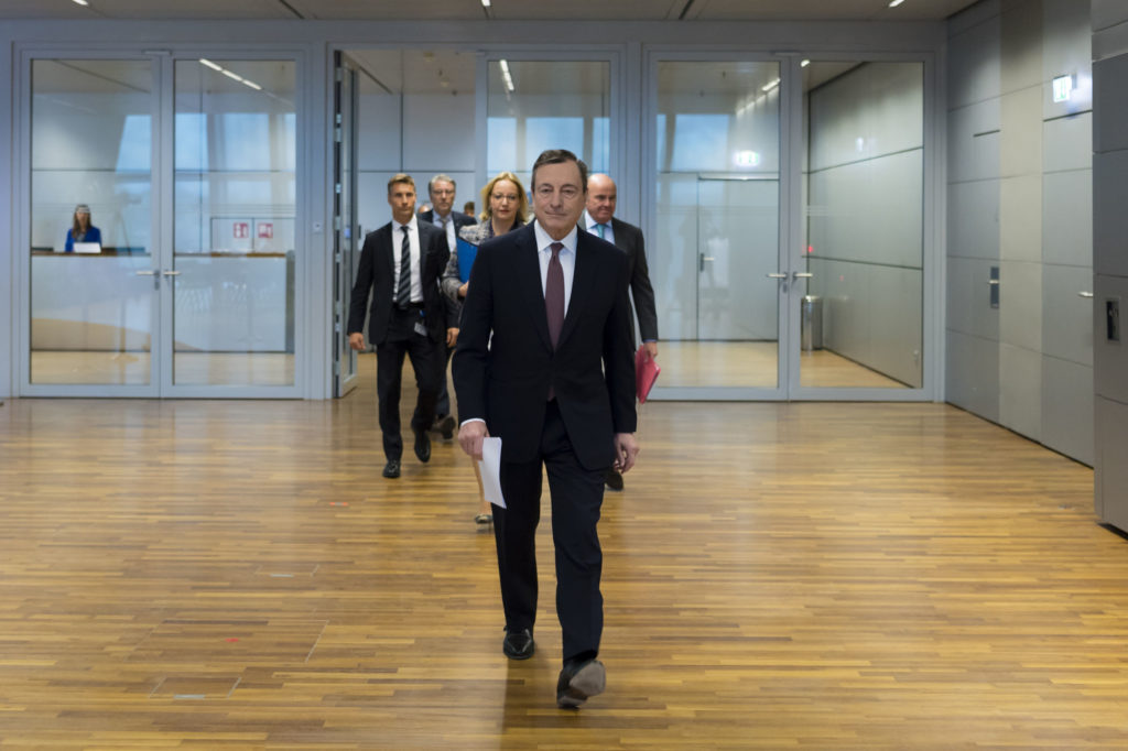 El BCE advierte que la ralentización económica en la zona euro es peor de lo esperado
