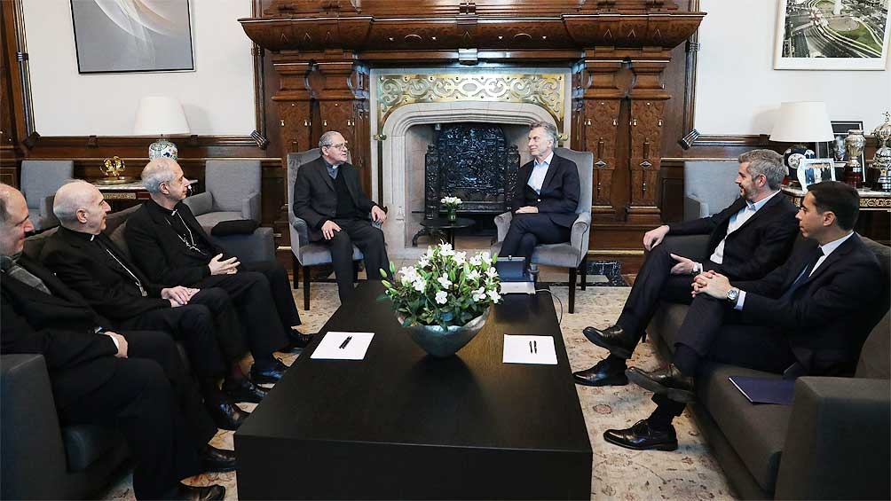 Macri pidió al Episcopado colaboración para mantener la «cohesión social»