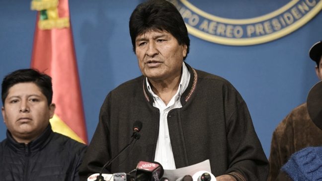 Morales denunció un golpe «cívico, político, policial» y renunció a la presidencia