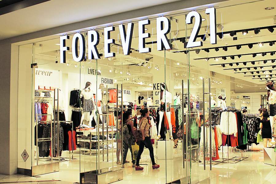 Tres empresas pagan USD80 millones para rescatar a la cadena de moda Forever 21