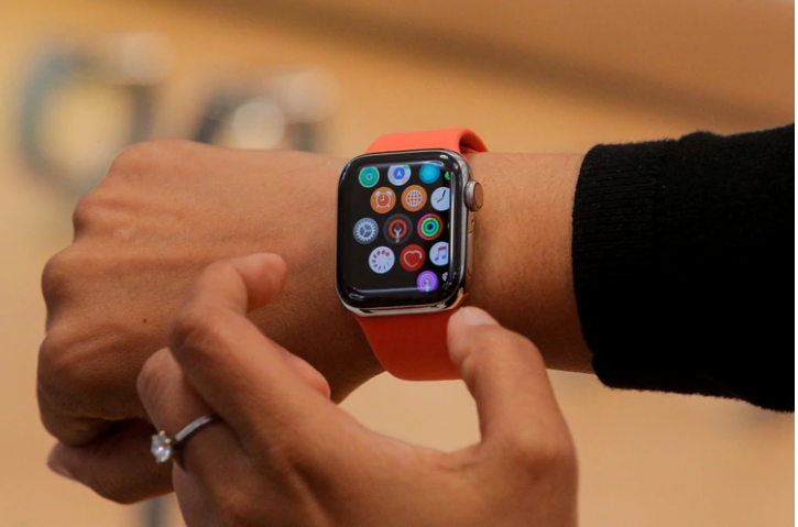 El próximo Apple Watch permitiría detectar el nivel de oxígeno en sangre