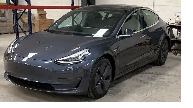 El Tesla Model 3 desembarcó en Uruguay
