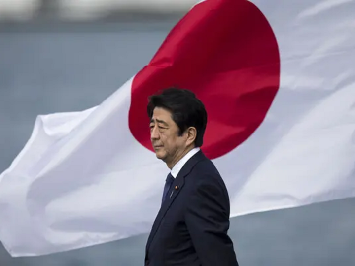 Abe, histórico líder de Japón, dimite tras empeorar su salud