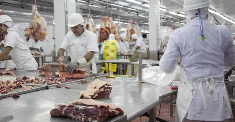 Gobierno avanza en un acuerdo de precios por la carne
