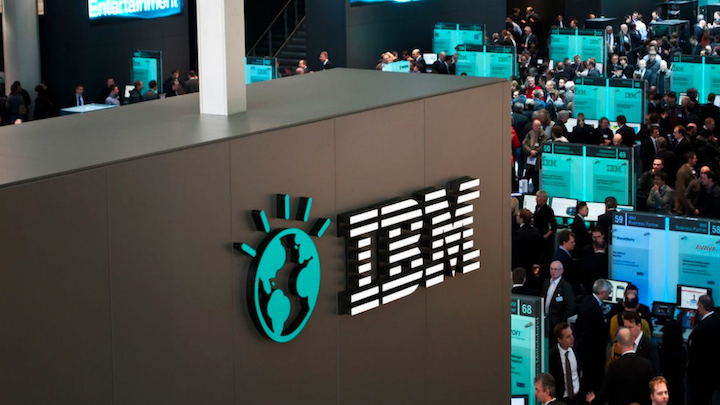 IBM dice que las ventas van por buen camino para el crecimiento de 2021