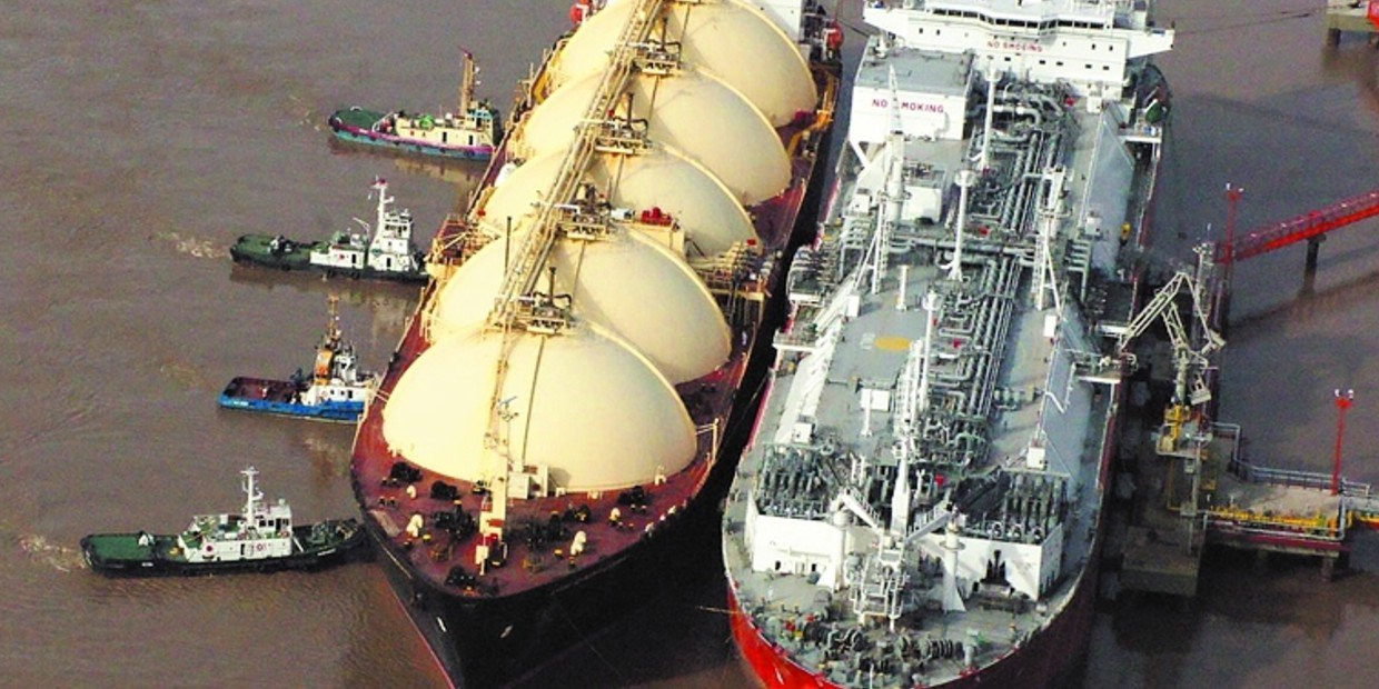 Fracasó la licitación de IEASA para importar LNG y revenderlo a Brasil