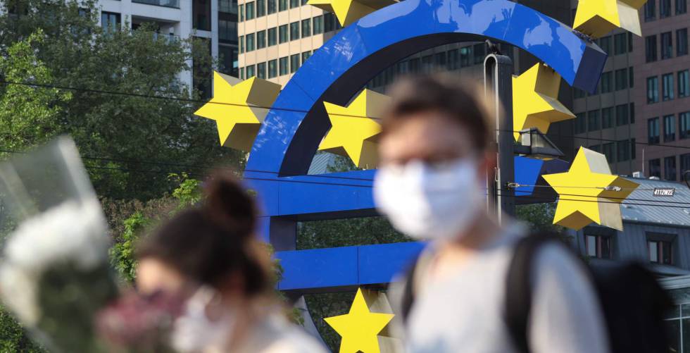 La economía de la zona euro entra en  recaída