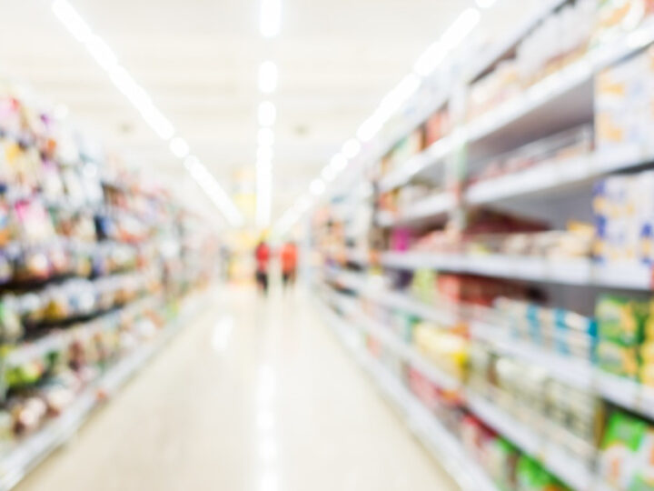 Con remarcaciones de hasta 5% los supermercados reciben agosto