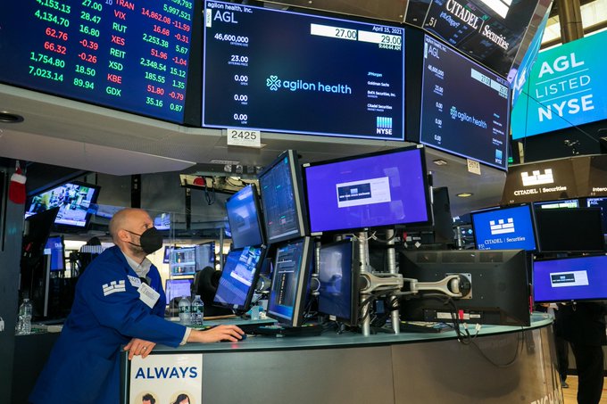 Acciones del NYSE cerraron el mes con récord