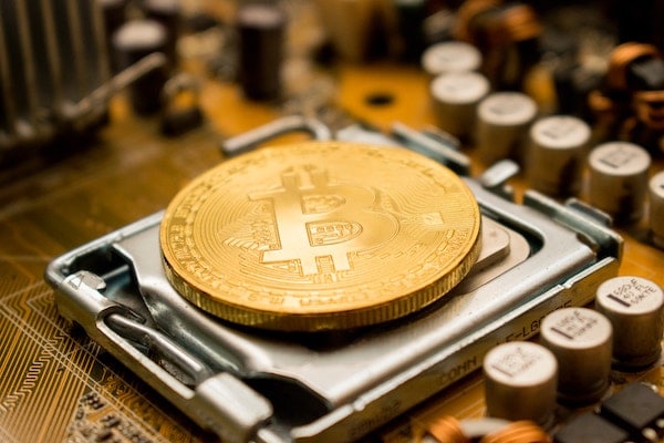 Ingresos de minería de bitcoin alcanzaron máximo anual