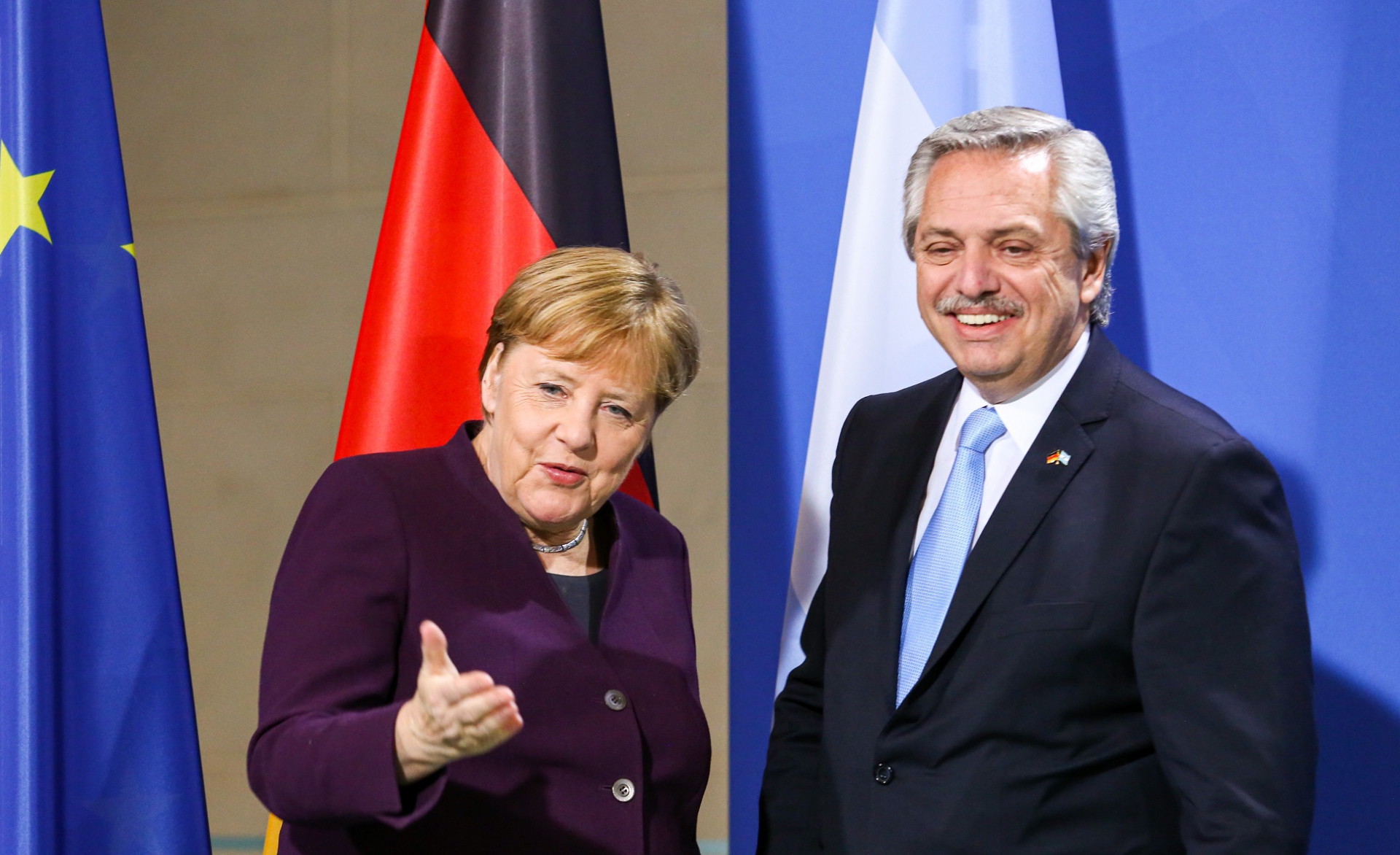 Deuda: frente a la bilateral con Angela Merkel, el kirchnerismo manda otra fuerte señal al Presidente