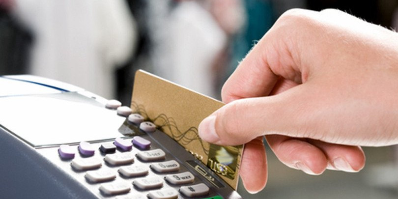 El uso de las tarjetas de débito supera el uso de las de crédito
