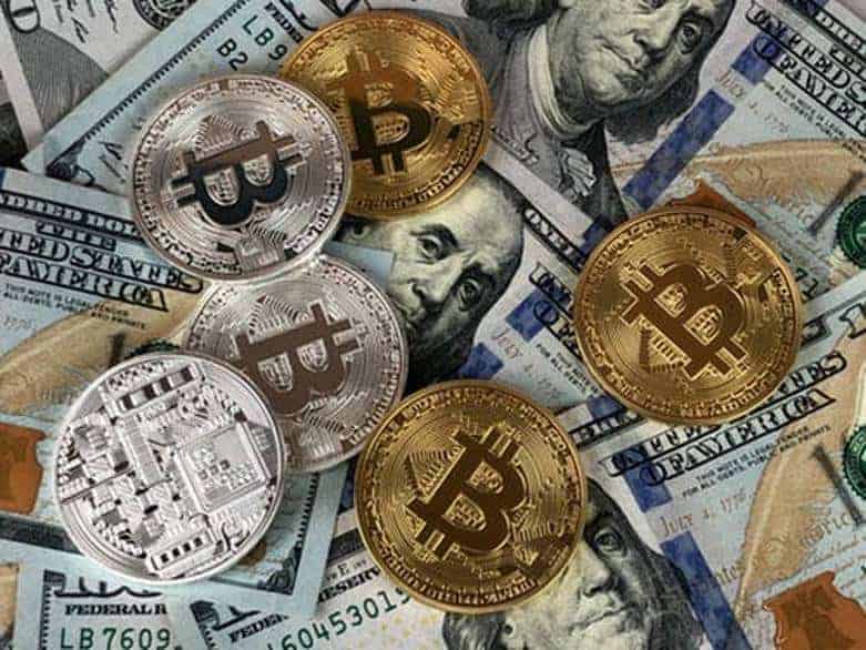 Correlación inversa de bitcoin con dólar en récord