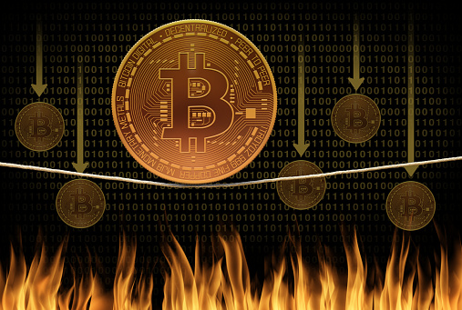 Bitcoin corre el riesgo de caer en picada