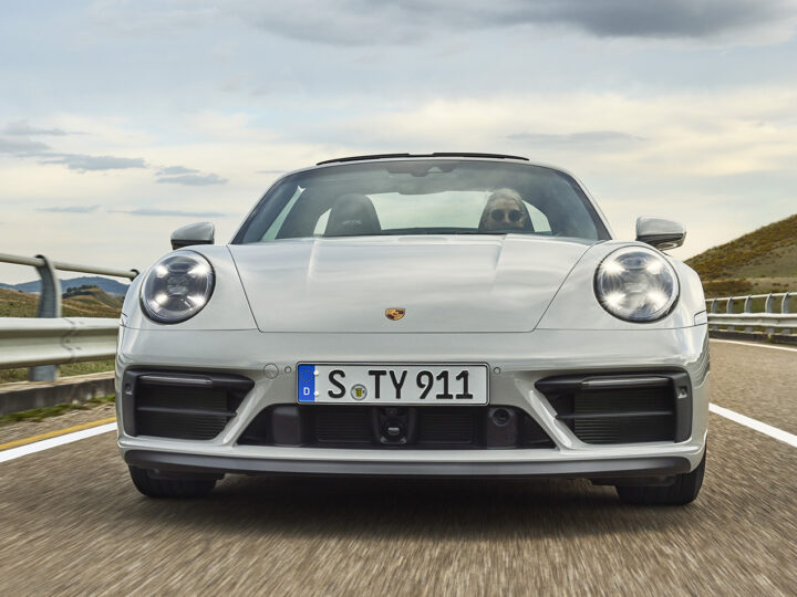 Lanzamiento de Porsche 911 Carrera GTS