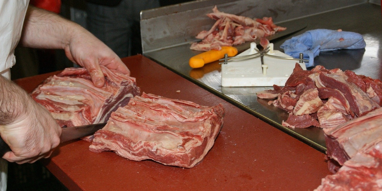 Precio de la carne bajó 3% en cuatro meses