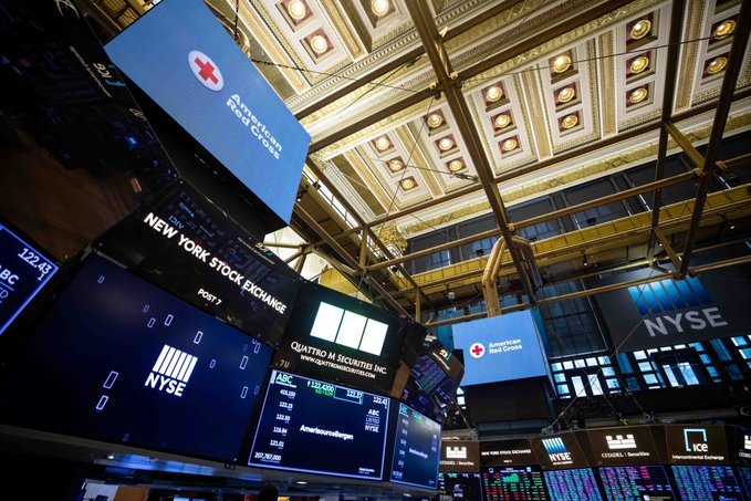 Liderazgo de papeles tecnológicos alzaron a Wall Street