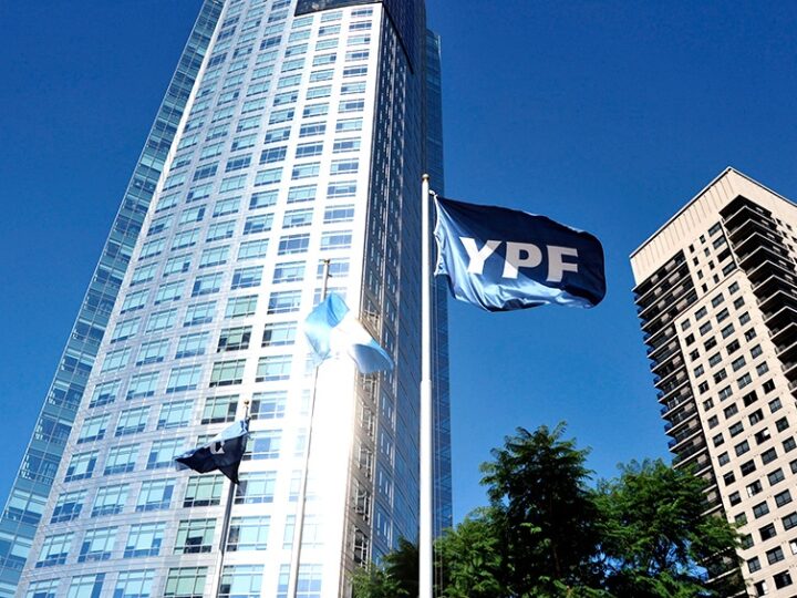 YPF obtiene US$800 M en ONs con vencimiento en 2031