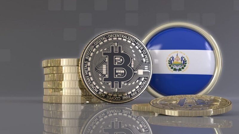 Las operaciones con Bitcoin de El Salvador aumentan el riesgo de su deuda soberana, advierte Moody’s