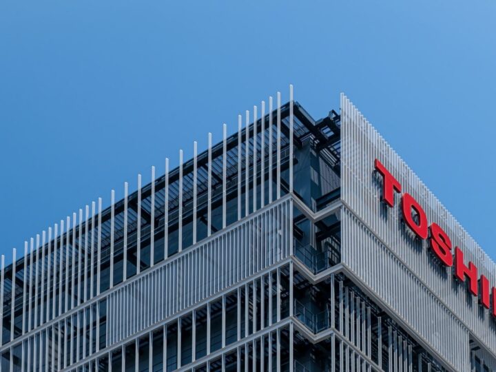 El segundo mayor accionista de Toshiba se opone a plan de separación de la empresa