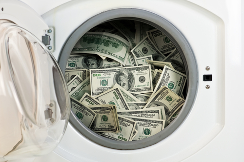Riesgos de lavado de dinero con NFT