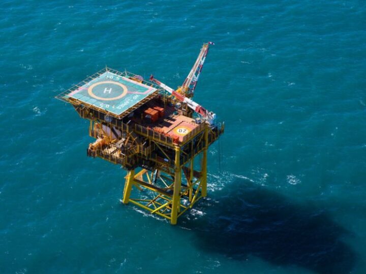 Energía extendió los permisos de exploración offshore a YPF, Shell y Equinor