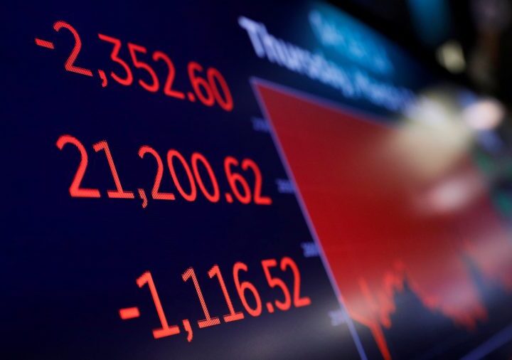 Wall Street cerró en números rojos. El MERVAL extiende su racha negativa