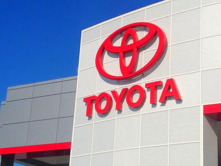 Tras un posible ciberataque Toyota cerró sus 14 fábricas en Japón