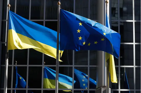 La UE acordó vincular urgentemente un sistema eléctrico europeo a la red de Ucrania
