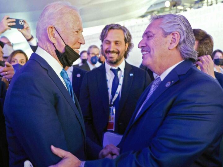 Giro en el frente externo: el Presidente va a la Cumbre de las Américas y agenda  una bilateral con Joe Biden