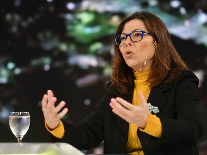 Silvina Batakis busca hacer equilibrio en la interna: no correrá a funcionarios K pero promete cumplir con el FMI
