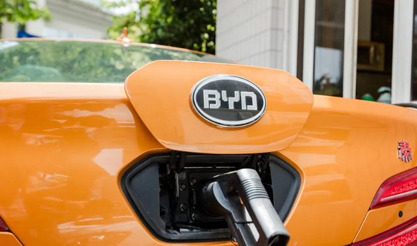 Warren Buffett respaldado por BYD, el único fabricante chino de vehículos eléctricos bien posicionado para ser un jugador global