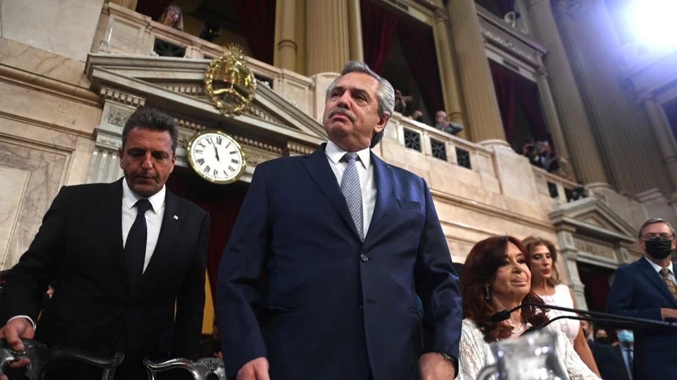 En medio de la tensión por las PASO, Alberto Fernández prorrogó las sesiones ordinarias y evitó la confrontación