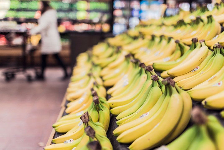 El Gobierno firma acuerdo con los importadores de bananas