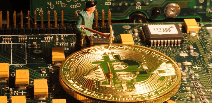 Mineros públicos aumentaron producción de bitcoin