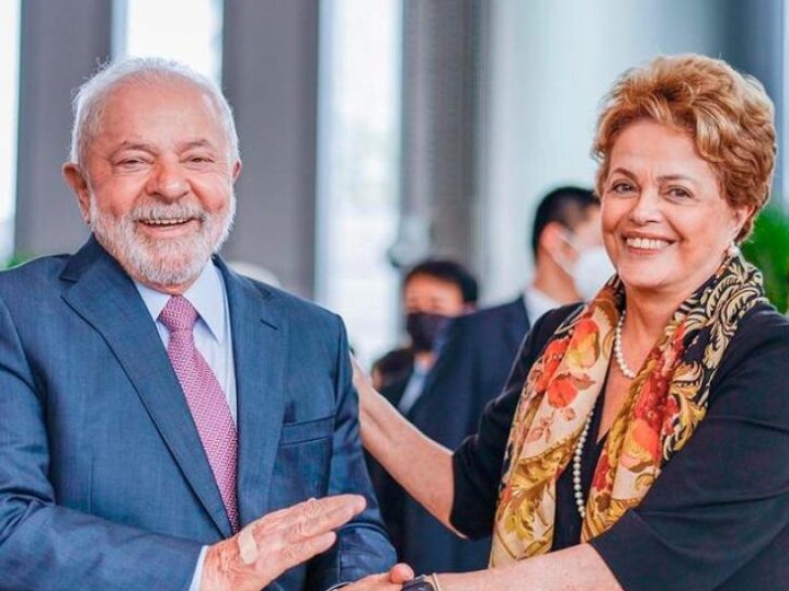 Tras la negativa de Lula por los BRICS, Massa insiste con los dólares