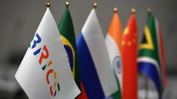 India tiene «intención positiva y mente abierta» a expansión de los BRICS