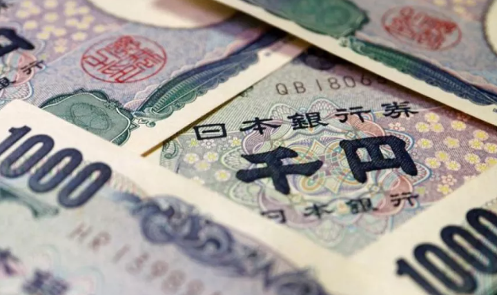 El yen retrocede de nuevo hacia mínimos de 34 años tras un breve repunte