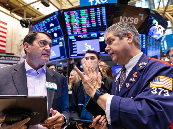 Pequeñas tomas de ganancias en Wall Street